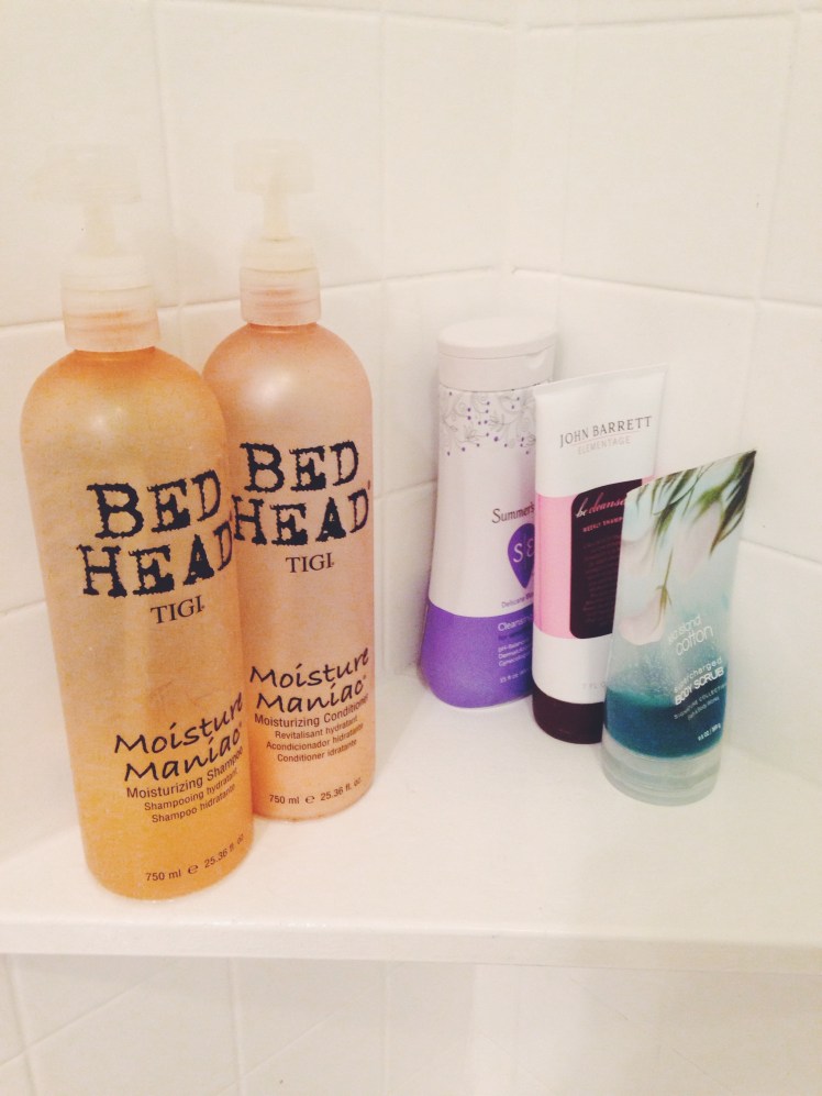 whats in my shower, shower essentials, bath essentials, shower tour, bathroom tour, shower organization, shower products, best shower products, best bath products, bath products