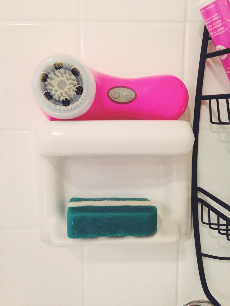 whats in my shower, shower essentials, bath essentials, shower tour, bathroom tour, shower organization, shower products, best shower products, best bath products, bath products