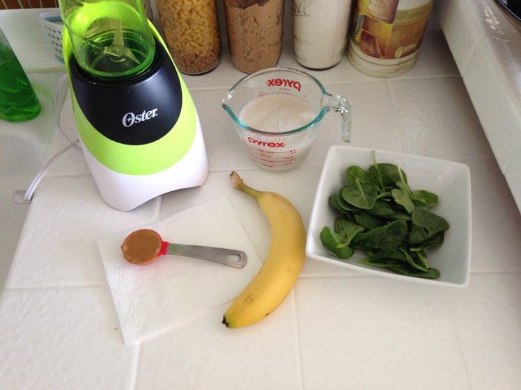 green smoothies, green smoothie recipes, favorite green smoothies, easy smoothie recipes, healthy smoothies, smoothie ideas, smoothie recipes, how to make a green smoothie, how to make a smoothie, what to put in a green smoothie