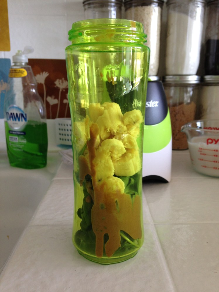 green smoothies, green smoothie recipes, favorite green smoothies, easy smoothie recipes, healthy smoothies, smoothie ideas, smoothie recipes, how to make a green smoothie, how to make a smoothie, what to put in a green smoothie