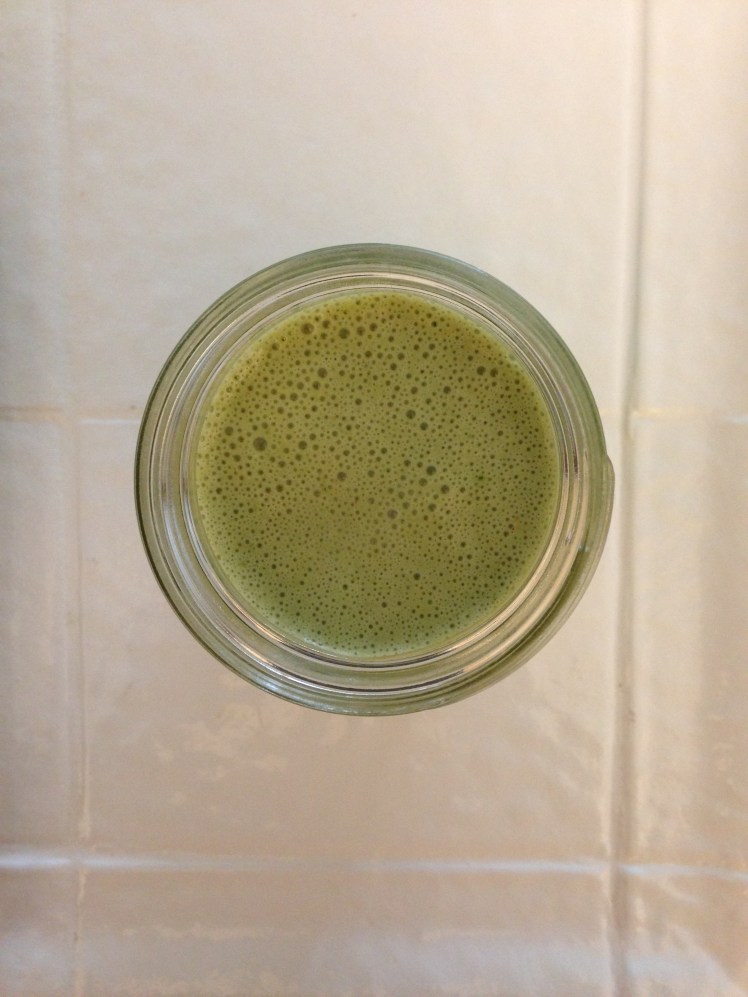 green smoothies, green smoothie recipes, favorite green smoothies, easy smoothie recipes, healthy smoothies, smoothie ideas, smoothie recipes, how to make a green smoothie, how to make a smoothie, what to put in a green smoothie