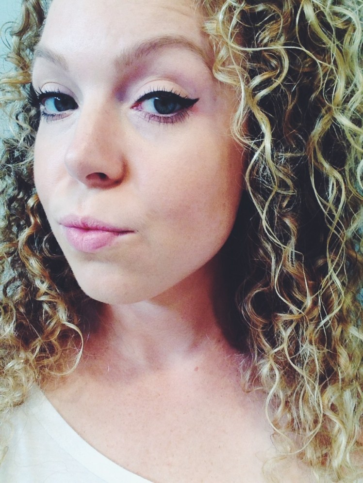 benefit they're real push up liner, benefit they're real push up liner review, benefit, push up liner, is the benefit push up liner worth it, push up liner review, they're real, cat eye, cat eye tutorial, benefit they're real push up liner cat eye