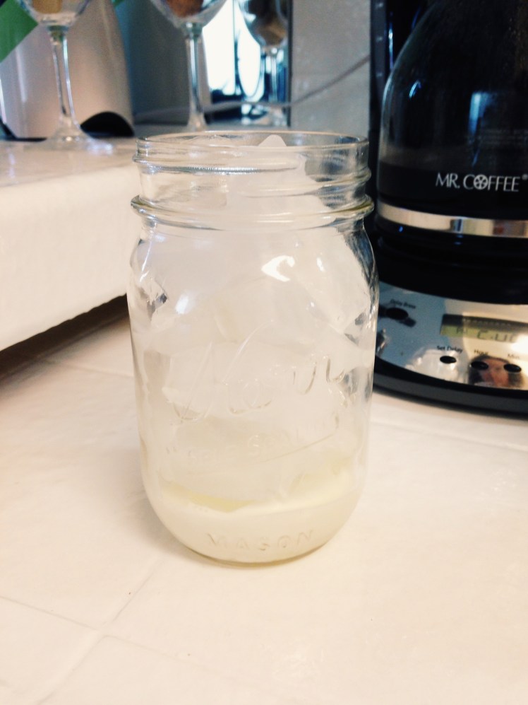 make your own iced coffee, vanilla iced coffee recipe, vanilla iced coffee, iced coffee, iced coffee recipe, diy iced coffee, natural bliss, coffeemate natural bliss, coffeemate natural bliss iced coffee, natural bliss iced coffee recipe, vanilla natural bliss