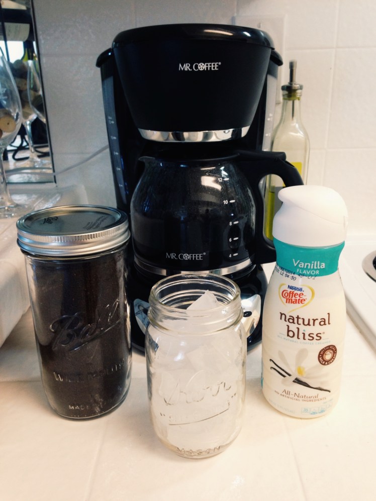 make your own iced coffee, vanilla iced coffee recipe, vanilla iced coffee, iced coffee, iced coffee recipe, diy iced coffee, natural bliss, coffeemate natural bliss, coffeemate natural bliss iced coffee, natural bliss iced coffee recipe, vanilla natural bliss