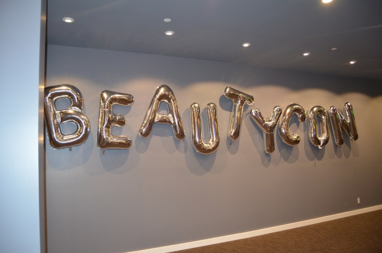 beautycon, beautycon la, beautyconla, beautycon la 2014, beautycon los angeles, beautycon haul, beautycon reviews, beautycon experience, what is beautycon like, beautycon booths, beautycon products