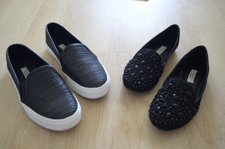 favorite fall shoes, fall shoes, fall shoe haul, fall 2014 shoe haul, fall shoes trends, fall 2014 shoe trends, fall shoes fashion, kohl's, kohl's simply vera, simply vera, vera wang, simply vera shoes, kohl's fashion blogger, simply vera fashion blogger, black flats for fall, leather slip on sneakers, best leather slip on sneakers, leather loafers, slip on leather loafers, simply vera slip on sneakers, kohl's slip on leather sneakers 