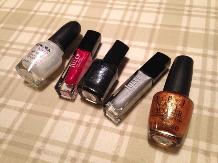 holiday nail trends, winter nail trends, holiday nail polish, winter nail polish, winter nail colors, holiday nail colors, holiday nail polish, winter nail polish, winter nail trends 2014, winter nail trends 2015, holiday nail trends 2014, holiday nail trends 2015, christmas nail polish, new years eve nail polish, nail trends, nail polish