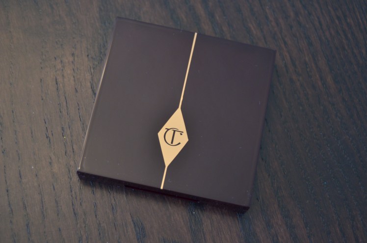 charlotte tilbury dolce vita palette review, charlotte tilbury dolce vita, charlotte tilbury dolce vita swatches, charlotte tilbury luxury eyeshadow review, charlotte tilbury luxury palette review, luxury eyeshadow review, luxury eyeshadow palette review, dolce vita, charlotte tilbury, charlotte tilbury meet and greet, charlotte tilbury at the grove, charlotte tilbury at nordstrom, meet charlotte tilbury at nordstrom, charlotte tilbury magic cream, charlotte tilbury goddess skin clay mask, launch party