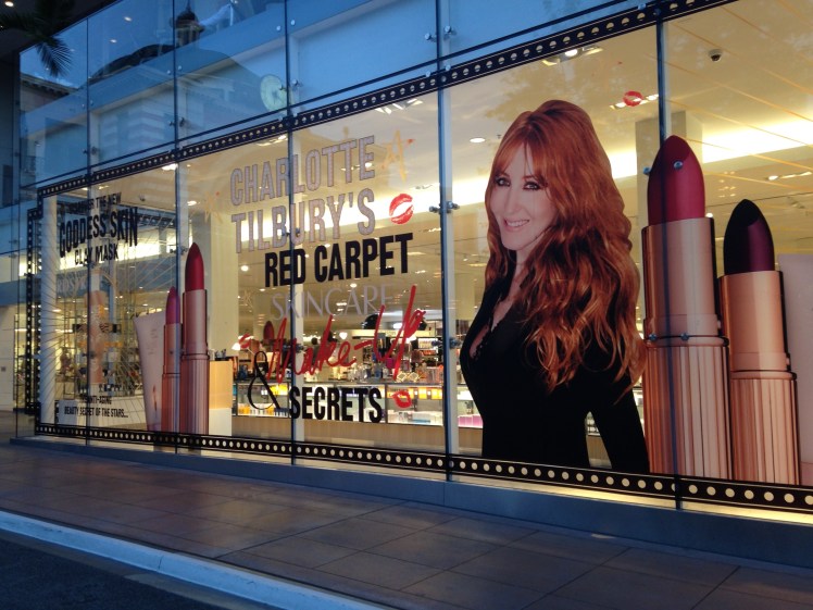 IMG_8902, charlotte tilbury dolce vita palette review, charlotte tilbury dolce vita, charlotte tilbury dolce vita swatches, charlotte tilbury luxury eyeshadow review, charlotte tilbury luxury palette review, luxury eyeshadow review, luxury eyeshadow palette review, dolce vita, charlotte tilbury, charlotte tilbury meet and greet, charlotte tilbury at the grove, charlotte tilbury at nordstrom, meet charlotte tilbury at nordstrom, charlotte tilbury magic cream, charlotte tilbury goddess skin clay mask, launch party