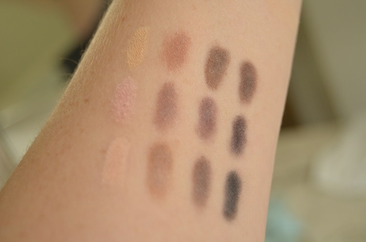 tarte, tartelette, tarte amazonian clay matte eyeshadow palette, tarte amazonian clay matte eyeshadow palette review, tarte amazonian clay matte eyeshadow palette swatches, review, swatches, beauty, makeup, beauty bloggers, beauty reviews, best matte eyeshadows, best matte eyeshadow palette, paraben free eyeshadows, paraben free makeup, natural makeup, amazonian clay makeup, amazonian clay