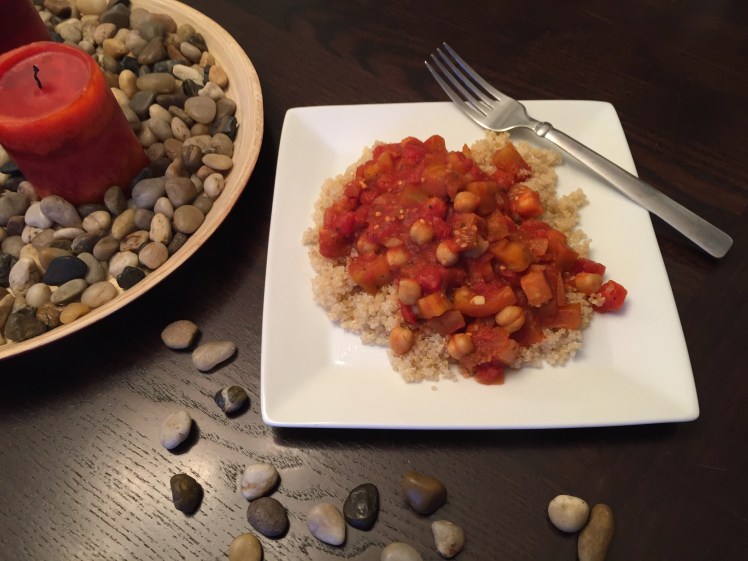 eggplant and chickpea stew, eggplant stew, chickpea stew, healthy dinner ideas, healthy vegetarian dinner ideas, vegetarian dinner ideas, vegetarian, dinner ideas, chickpea recipes, eggplant recipes, stew recipes, healthy stew recipes